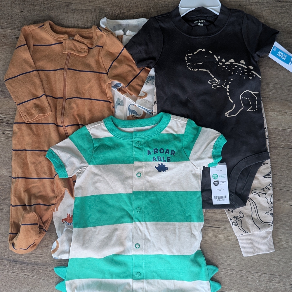 Dinosaur-Themed Baby Onesies Set